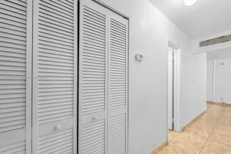 104 SW 7th Avenue Hallandale Beach FL 33009