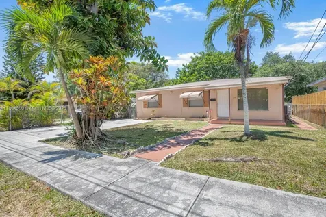 104 SW 7th Avenue Hallandale Beach FL 33009