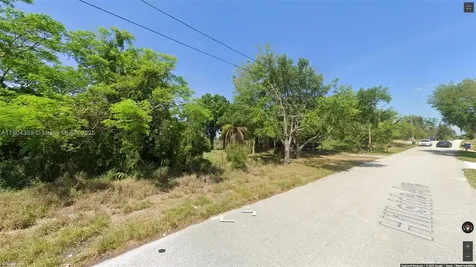 151 Jamison Avenue Lake Placid FL 33852