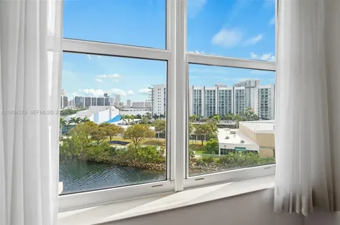 3330 NE 190th Street Aventura FL 33180