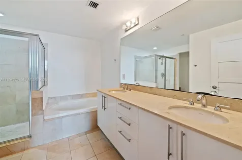 3330 NE 190th Street Aventura FL 33180
