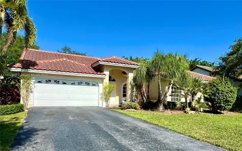 5407 NW 107th Avenue Coral Springs FL 33076