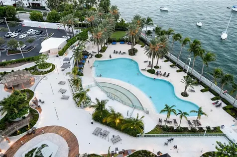 1500 Bay Road Miami Beach FL 33139