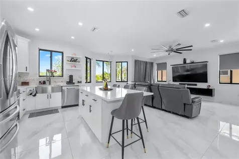 1857 SE 20th Road Homestead FL 33035