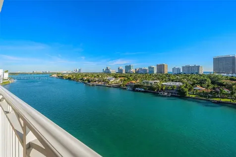 9751 E Bay Harbor Drive Bay Harbor Islands FL 33154