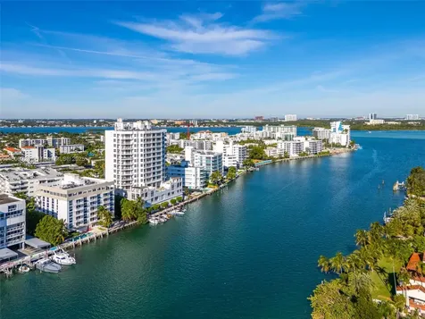9751 E Bay Harbor Drive Bay Harbor Islands FL 33154