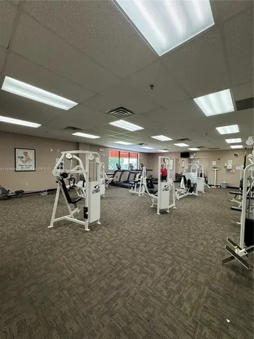 9823 S Hollybrook Lake Drive Pembroke Pines FL 33025
