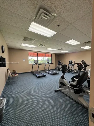 9823 S Hollybrook Lake Drive Pembroke Pines FL 33025