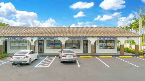 1072 Sunset Strip Sunrise FL 33313