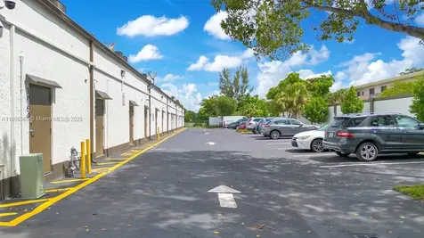 1072 Sunset Strip Sunrise FL 33313