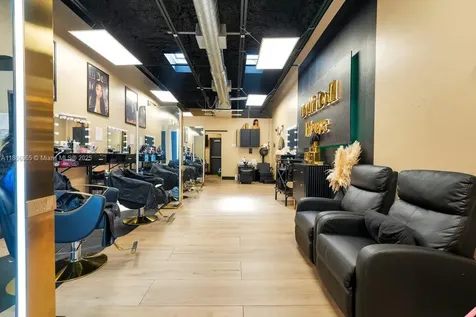 1072 Sunset Strip Sunrise FL 33313