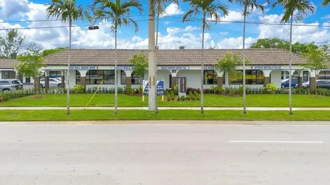 1072 Sunset Strip Sunrise FL 33313