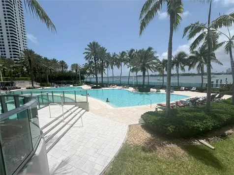 1500 Bay Road Miami Beach FL 33139