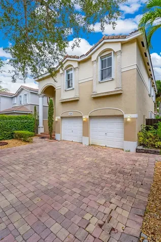 11229 NW 47th Lane Doral FL 33178