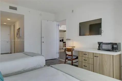 2602 E Hallandale Beach Boulevard Hallandale Beach FL 33009