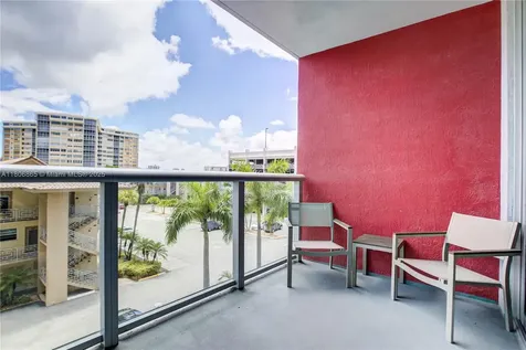 2602 E Hallandale Beach Boulevard Hallandale Beach FL 33009