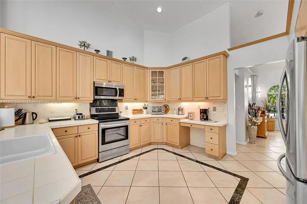 5362 NW 108th Way Coral Springs FL 33076