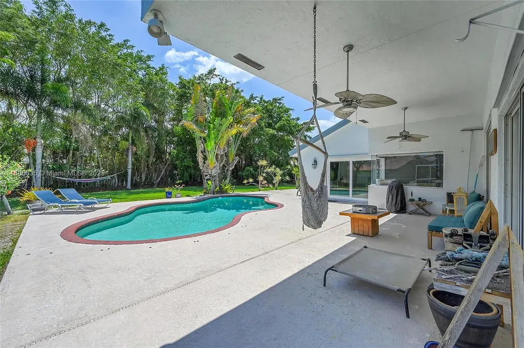 5362 NW 108th Way Coral Springs FL 33076