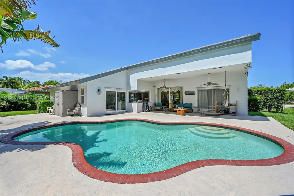 5362 NW 108th Way Coral Springs FL 33076