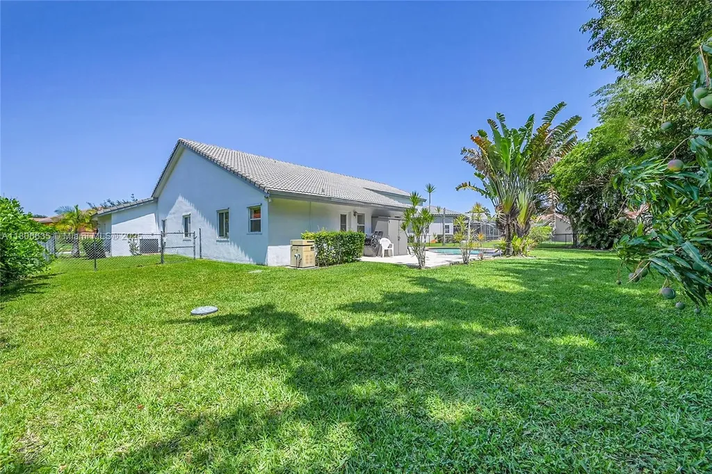 5362 NW 108th Way Coral Springs FL 33076