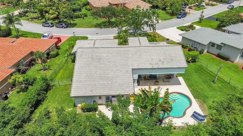 5362 NW 108th Way Coral Springs FL 33076