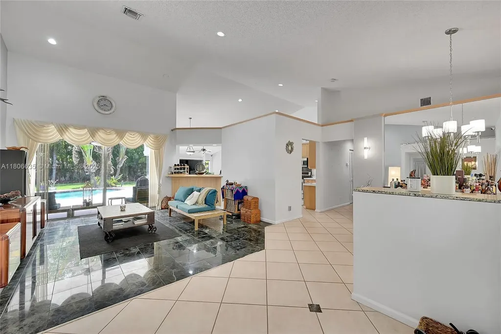 5362 NW 108th Way Coral Springs FL 33076