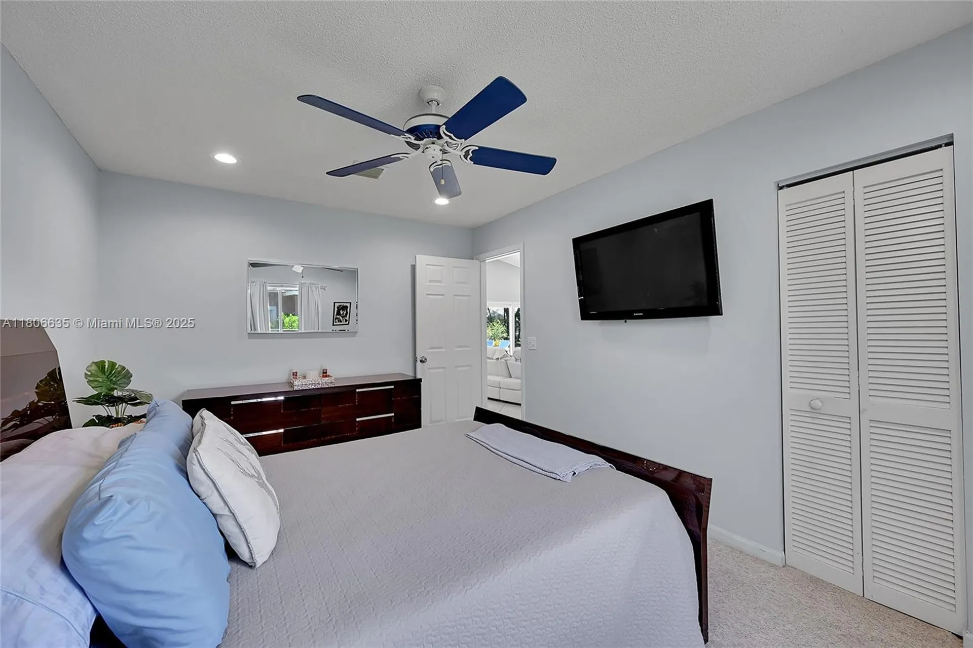 5362 NW 108th Way Coral Springs FL 33076