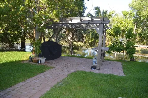 2220 NW 137th Avenue Sunrise FL 33323