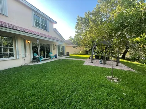 2220 NW 137th Avenue Sunrise FL 33323