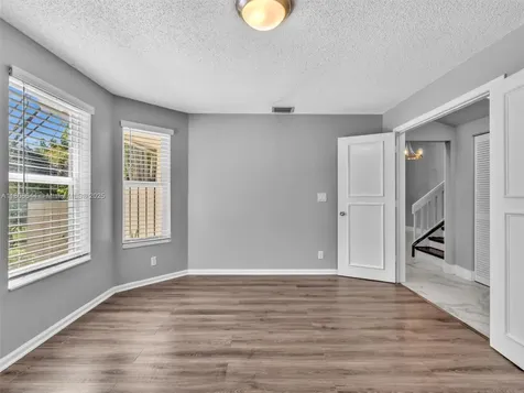 2124 W Discovery Circle W Deerfield Beach FL 33442