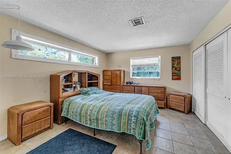18900 SW 186th Street Miami FL 33187
