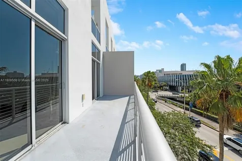 2001 Meridian Avenue Miami Beach FL 33139