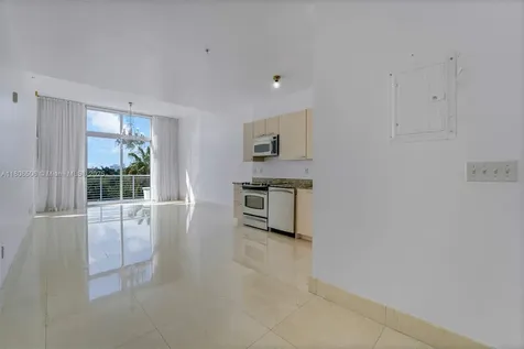 2001 Meridian Avenue Miami Beach FL 33139