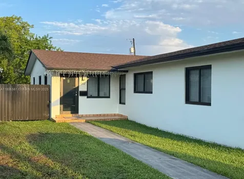 940 SW 78th Place Miami FL 33144