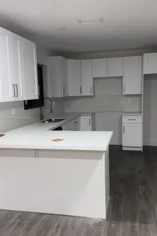 940 SW 78th Place Miami FL 33144