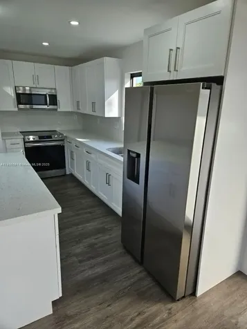 940 SW 78th Place Miami FL 33144
