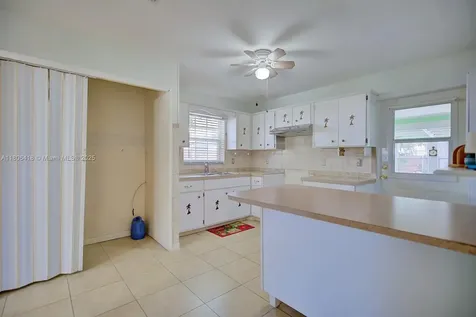 210 Joe Hilton Street Avon Park FL 33825