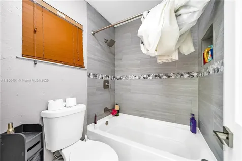 875 E 29th Street Hialeah FL 33013