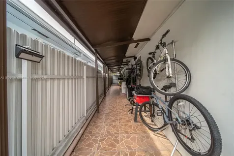 875 E 29th Street Hialeah FL 33013