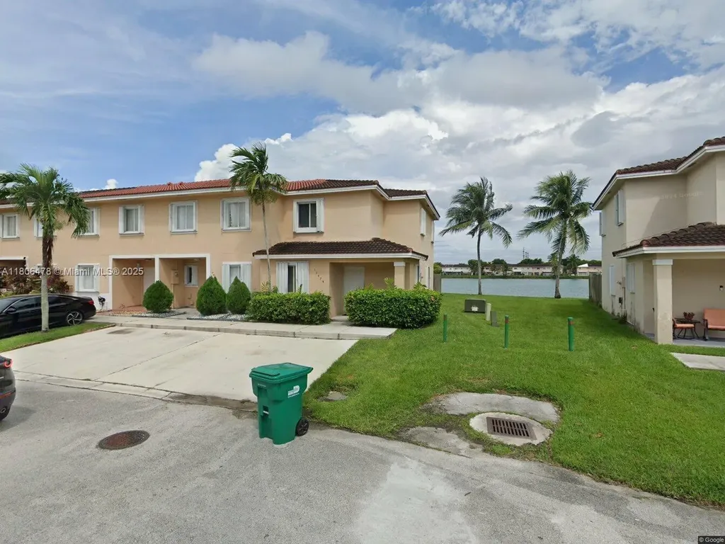17479 SW 140th Court Miami FL 33177