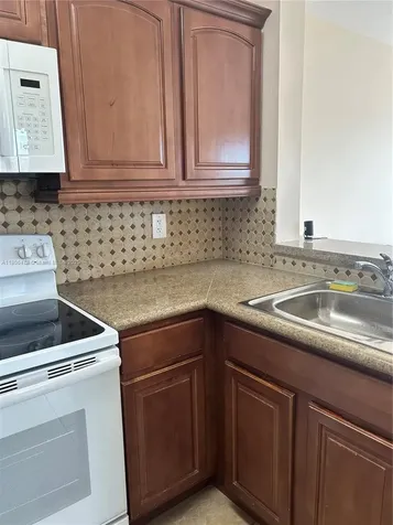 17479 SW 140th Court Miami FL 33177