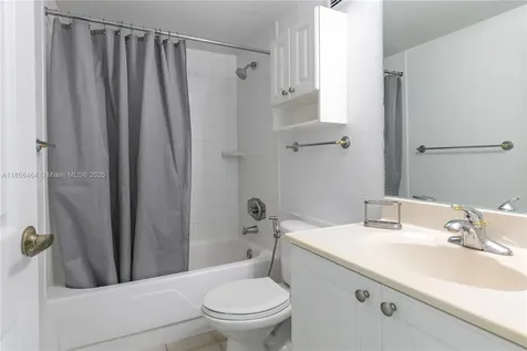 2501 S Ocean Drive Hollywood FL 33019