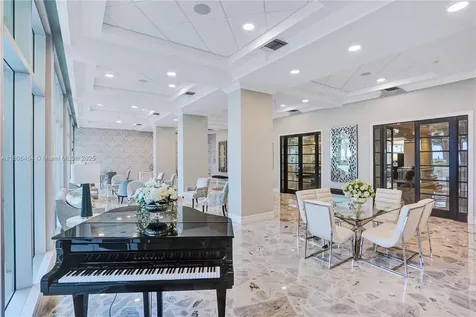 2501 S Ocean Drive Hollywood FL 33019