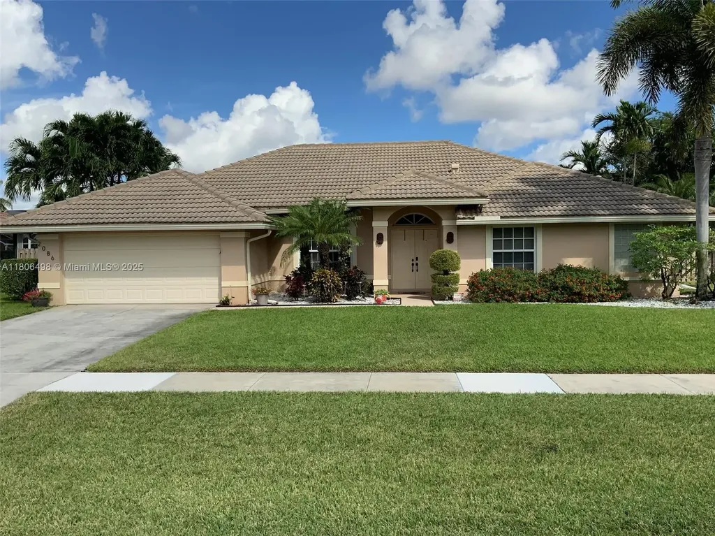 2086 Portland Avenue Wellington FL 33414