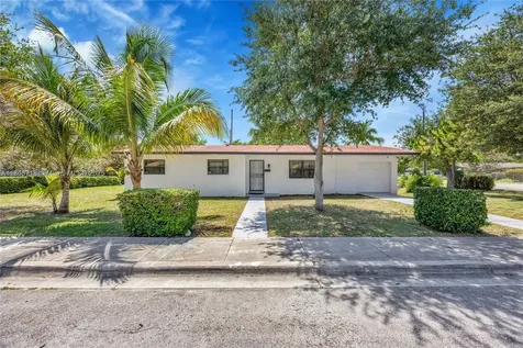 6250 SW 58th Place South Miami FL 33143