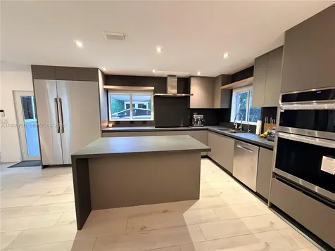 5943 SW 62nd Street South Miami FL 33143