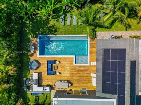 5943 SW 62nd Street South Miami FL 33143