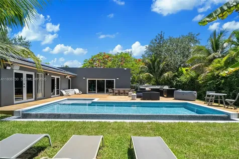 5943 SW 62nd Street South Miami FL 33143