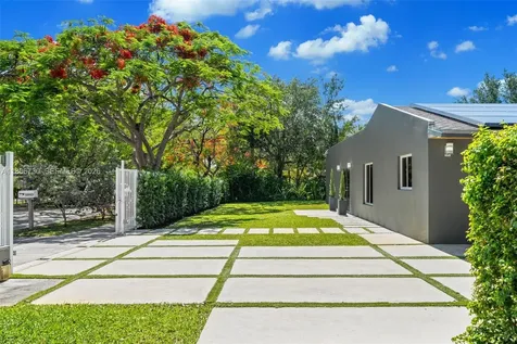 5943 SW 62nd Street South Miami FL 33143