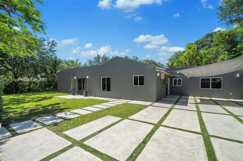 5943 SW 62nd Street South Miami FL 33143